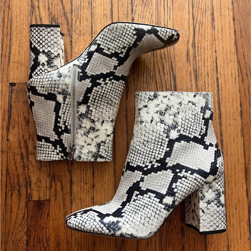 Ann Taylor snake print boots